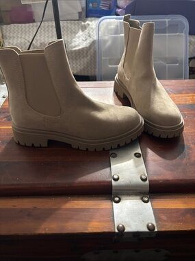 Old Navy Taupe Lug-Sole Chelsea Boots
